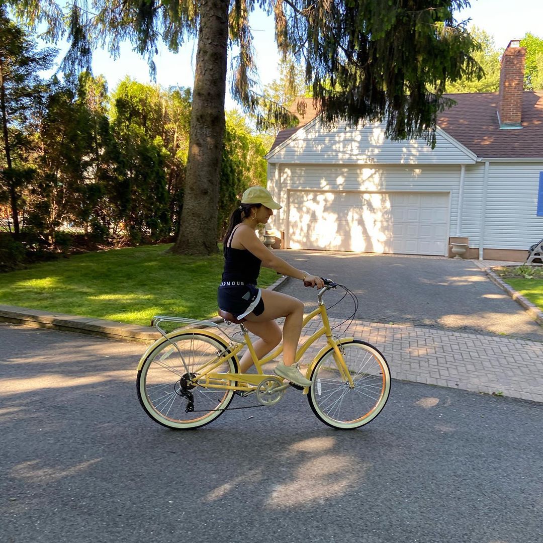 sixthreezero EVRYjourney Women's 26" 500W 7 Speed Electric Hybrid Bicycle — product view 108