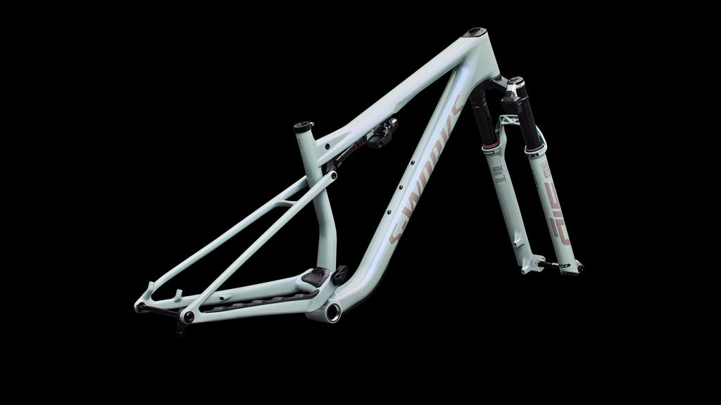 S-Works Epic 9 Frameset (2027) — Gloss Agave Grey / Violet Pearl / Desert Metallic — detail 80