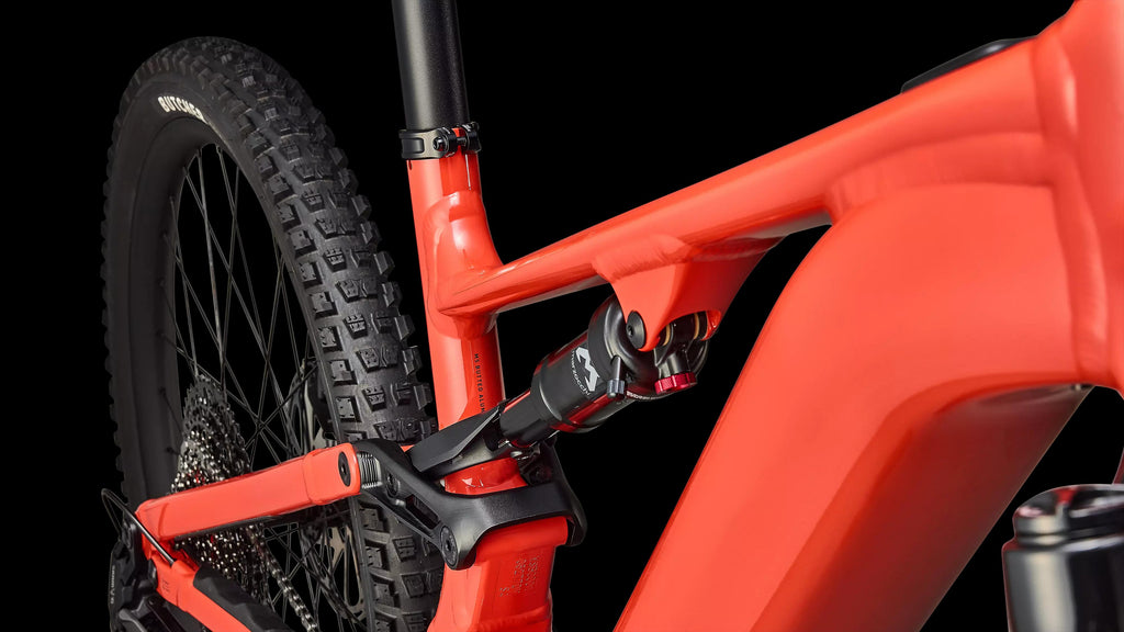 Turbo Levo 4 Alloy (2026) — Gloss Deep Orange / Deep Lake — detail 60