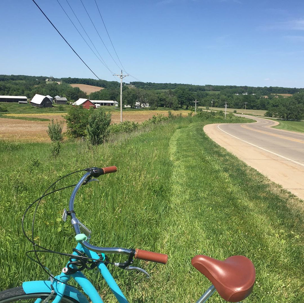 sixthreezero EVRYjourney Women's 24" 7 Speed Step-Through Touring Hybrid Bicycle — product view 182