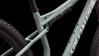 Epic 9 Expert (2027) — Gloss Agave Grey / Metallic White Silver — detail 70