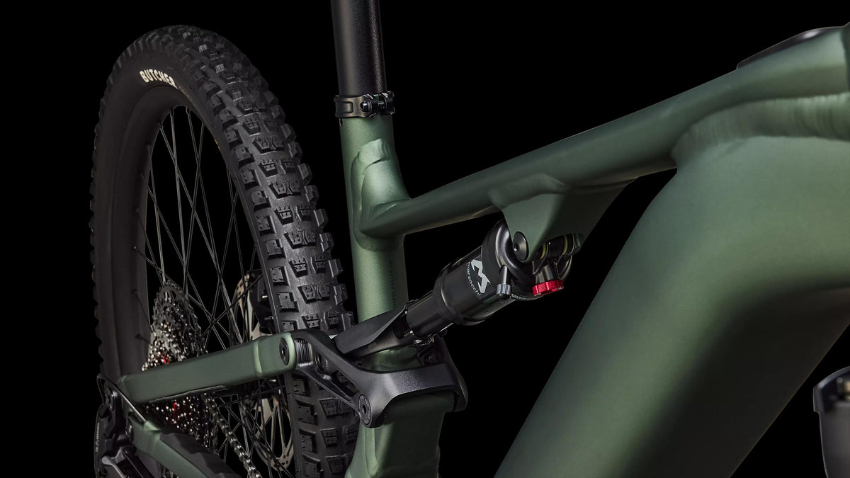 Turbo Levo 4 Alloy (2026) — Satin Cypress Metallic / Dark Moss Green — detail 60