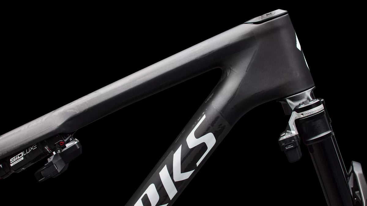 S-Works Epic 9 Frameset (2027) — Satin Carbon / Metallic White Silver — detail 90
