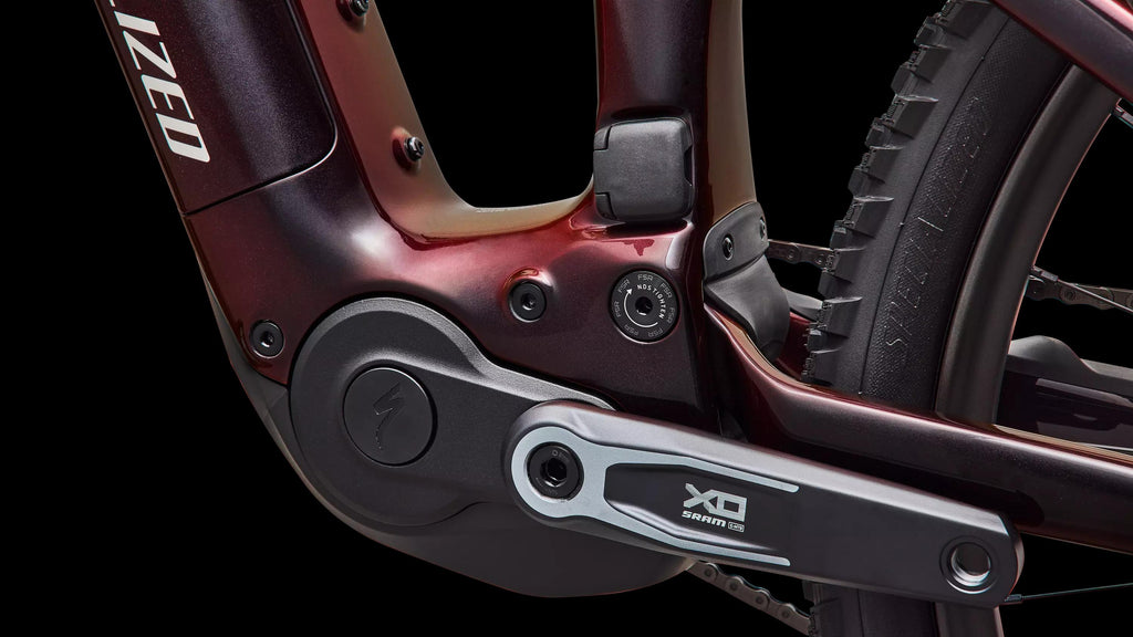 Turbo Levo R Pro (2027) — Gloss Black Red Chameleon / Dolomite — detail 70