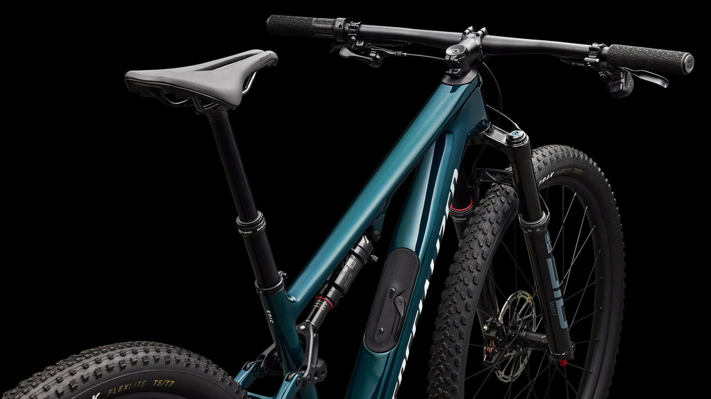 Epic 8 Comp - SRAM S-1000 AXS, RockShox Select (2026) — Gloss Emerald Metallic / White — detail 40
