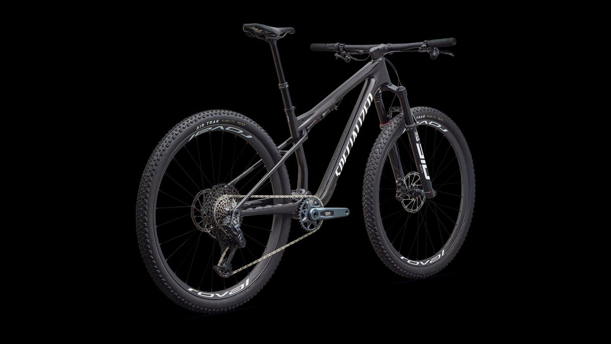 Epic 9 Expert (2027) — Gloss Carbon / White — detail 30