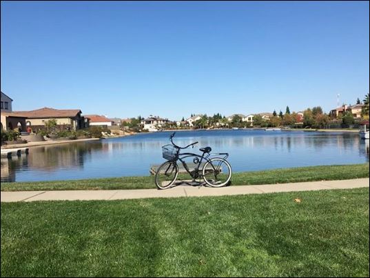 sixthreezero Around the Block Men's 26" 21 Speed Cruiser Bicycle — product view 91