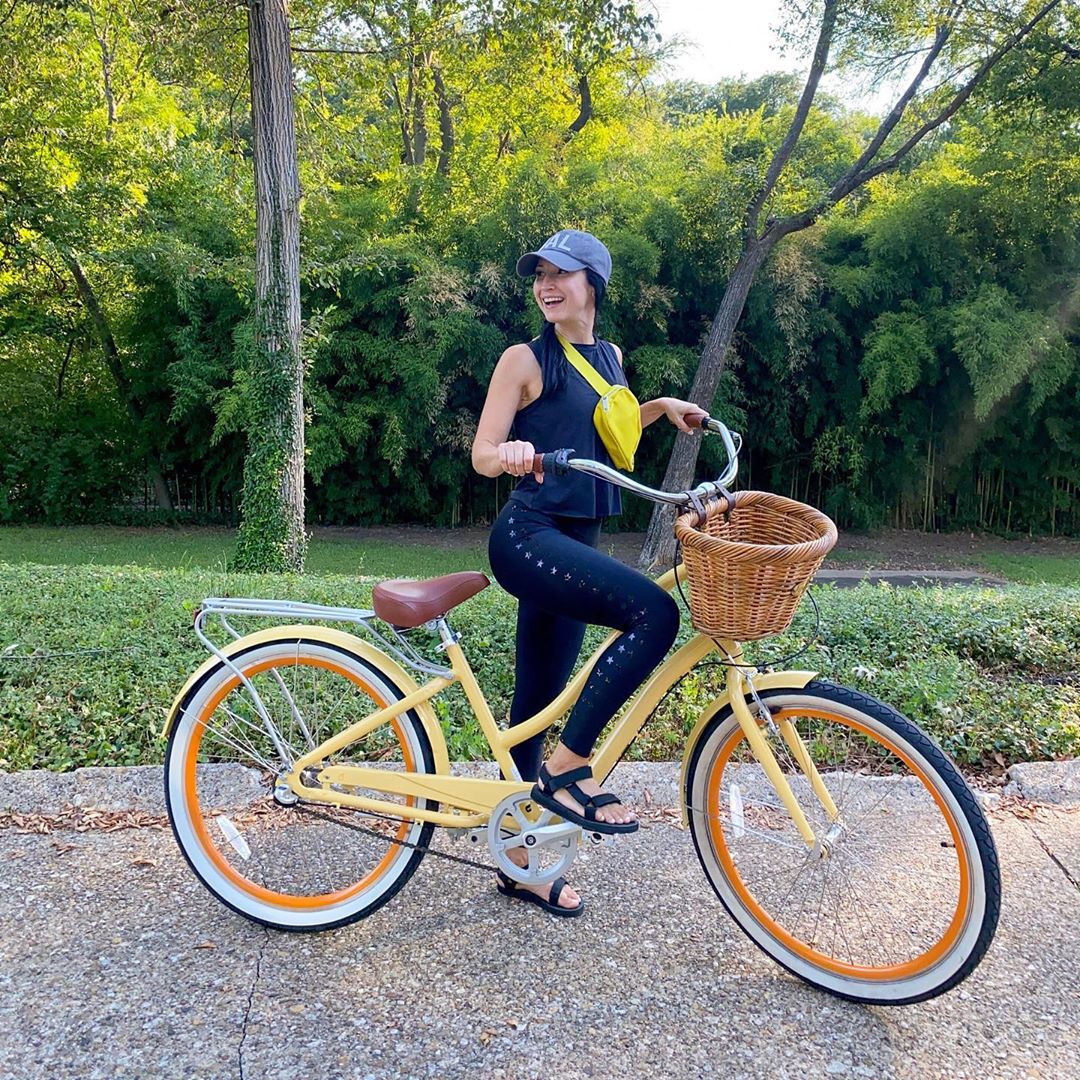 sixthreezero EVRYjourney Women's 26" 500W 7 Speed Electric Hybrid Bicycle — product view 94