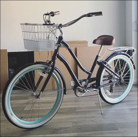 sixthreezero EVRYjourney Women's 24" 7 Speed Step-Through Touring Hybrid Bicycle — product view 227