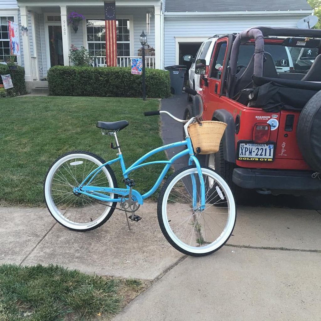 sixthreezero Around the Block Women's 24" 21 Speed Beach Cruiser Bicycle with Rear Rack — product view 67