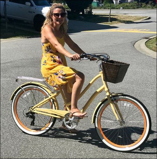 sixthreezero EVRYjourney Women's 24" 7 Speed Step-Through Touring Hybrid Bicycle — product view 248