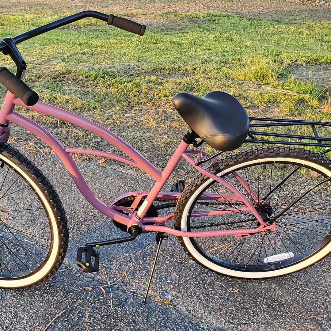 sixthreezero Around the Block Women's 24" 21 Speed Beach Cruiser Bicycle with Rear Rack — product view 75