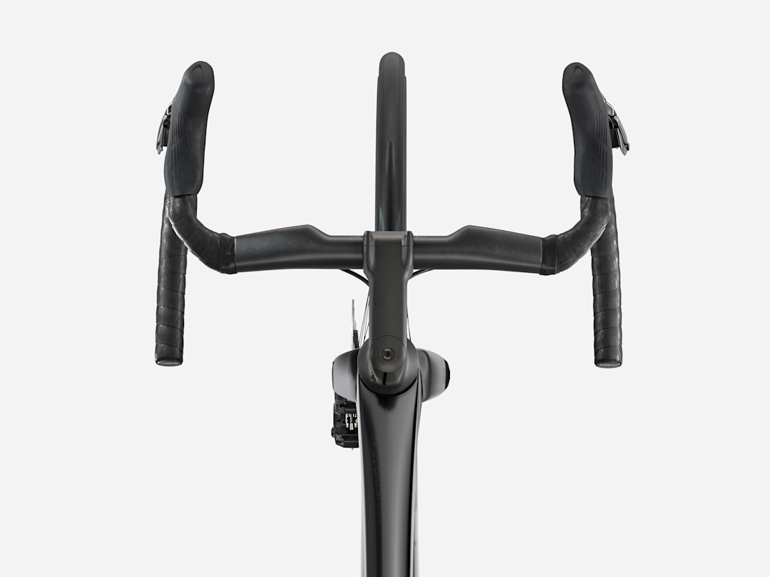 2027 Trek Madone SL 7 Gen 8 - Gloss Dark Star/Matte Deep Smoke — image 10