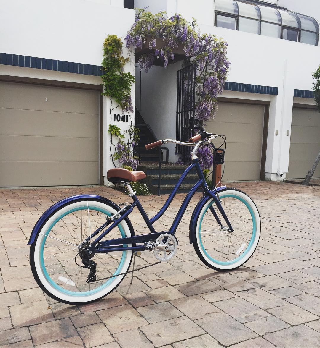 sixthreezero EVRYjourney Women's 26" Single Speed Step-Through Touring Hybrid Bicycle — product view 206